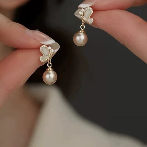 NWT Stunning S925 silver needle Korean-style pearl earrnings - Picture 3 of 6